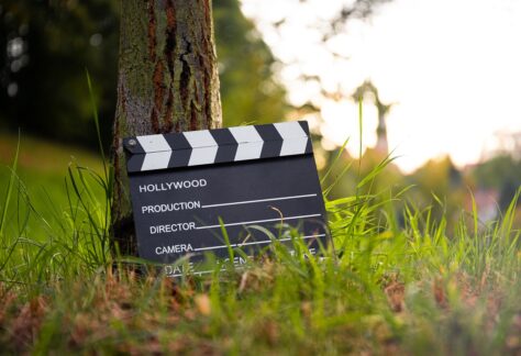 Film Flap Filmklappe Video Cinema  - dmncwndrlch / Pixabay