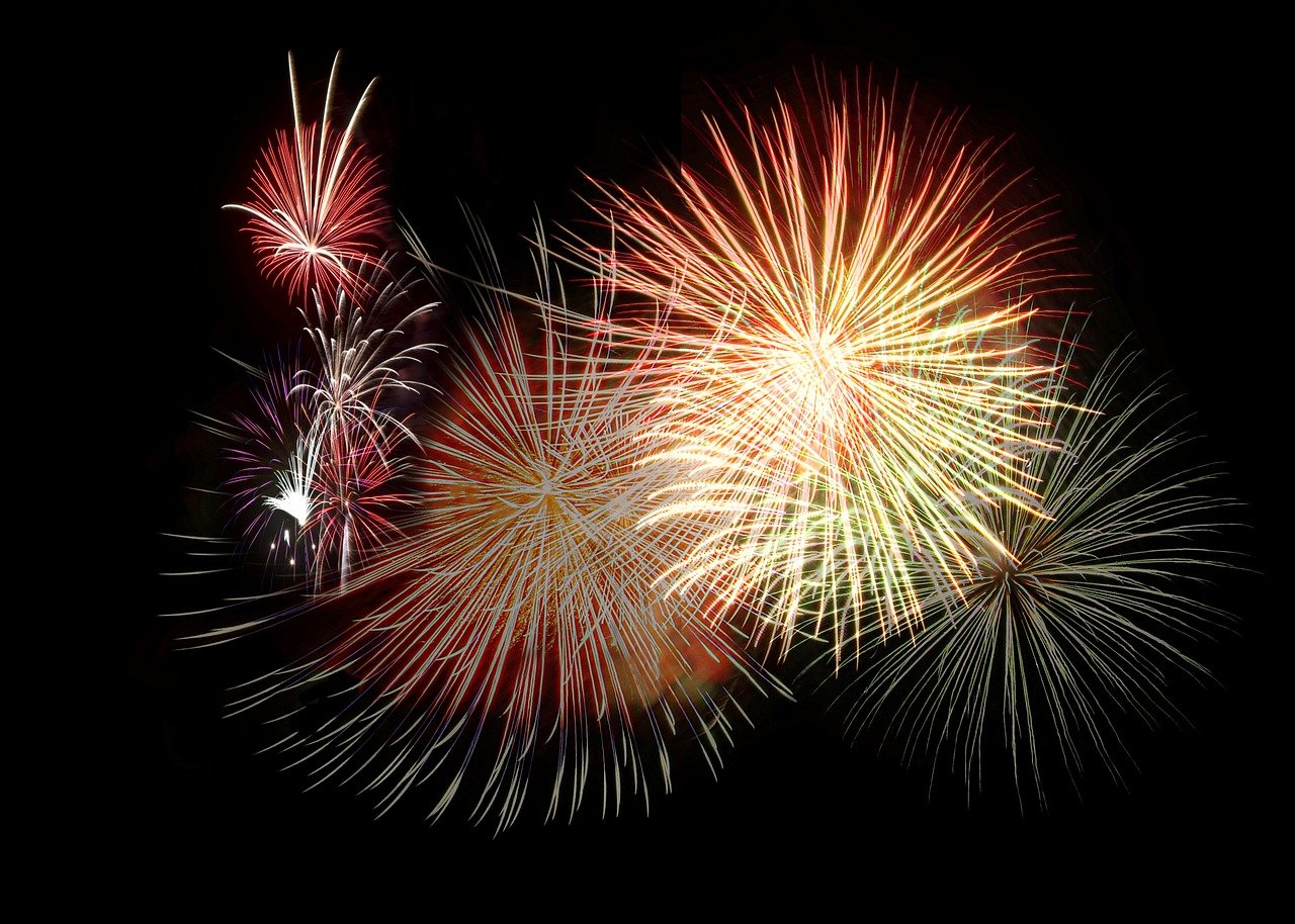 Artifice Fire Fireworks July Th - photo-graphe / Pixabay